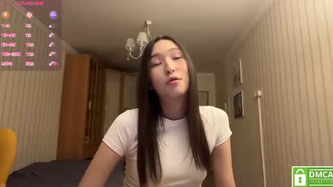 Muna online show from August 4, 11:35 pm