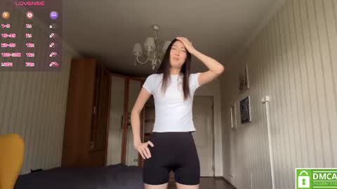 Muna online show from August 12, 4:04 am