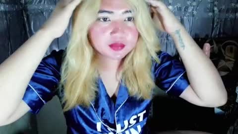stacy_girl online show from August 13, 10:24 pm