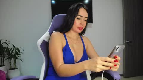 IG stacy mb1   TWstacymalibu110 online show from July 12, 12:28 am