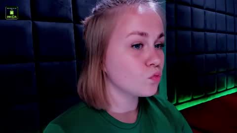 STACY online show from August 8, 6:08 pm