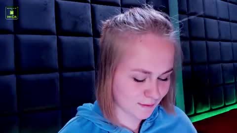 STACY online show from August 8, 7:14 pm