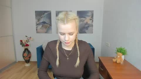 Stacy Western online show from March 15, 5:40 pm