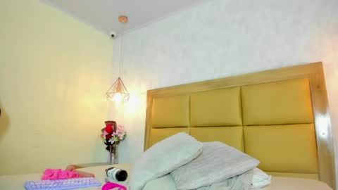 KEIMI  online show from August 6, 6:34 am