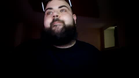 stallion_bear online show from August 13, 5:10 am