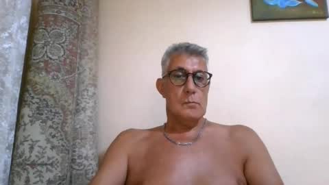 star0806666a online show from August 6, 11:31 am