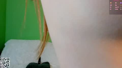 Eliza online show from August 8, 9:42 am