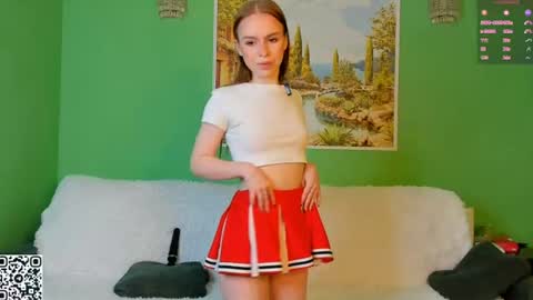 Eliza online show from August 12, 7:33 am