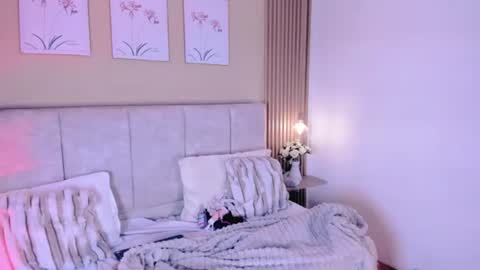 stardoll_ online show from August 6, 11:37 pm