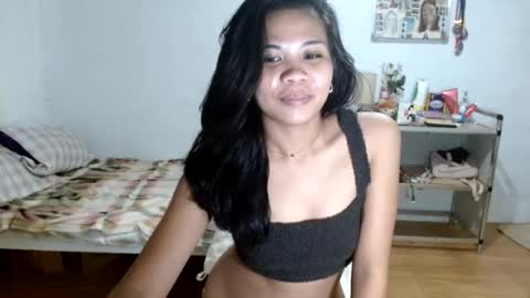 stardust990878 online show from August 14, 5:49 pm