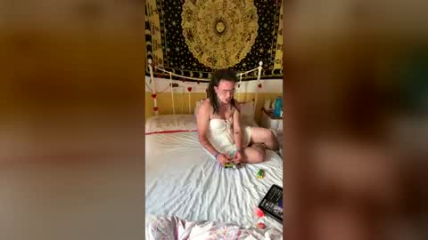 starkingsw online show from June 28, 8:01 pm