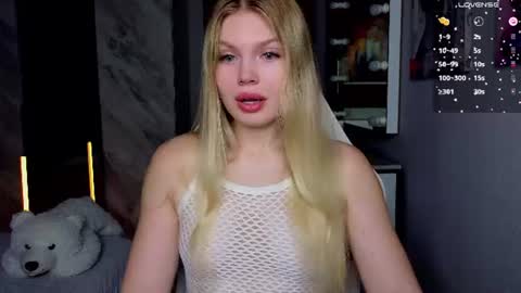 Caroline online show from August 5, 12:14 pm