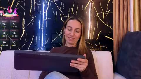 starlight_mature11_aws online show from July 29, 10:28 pm