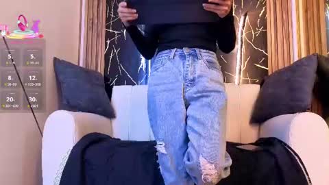 starlight_mature11_aws online show from August 15, 12:14 am