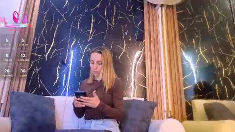 starlight_mature23_aws online show from July 30, 12:51 am