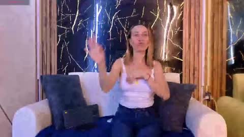 starlight_mature23_aws online show from July 30, 9:10 pm