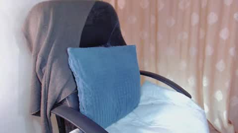Angela online show from August 14, 6:06 am