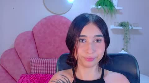 M O O N  online show from August 7, 2:44 am