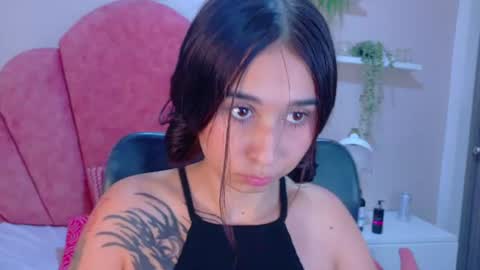 M O O N  online show from August 7, 9:31 am