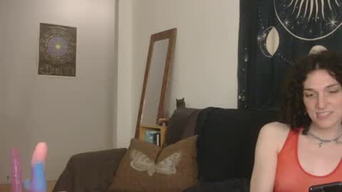 Evan online show from June 19, 1:27 am