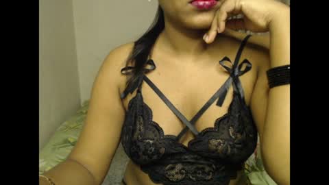 StarryWhispers online show from August 7, 4:07 pm