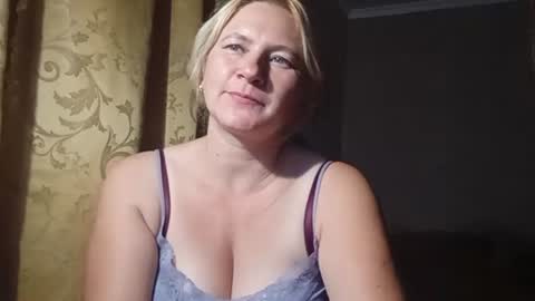 Helen online show from August 10, 8:10 pm