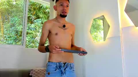Steban online show from August 7, 3:34 pm