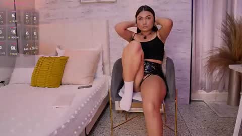 stefa_valle online show from August 18, 1:50 pm