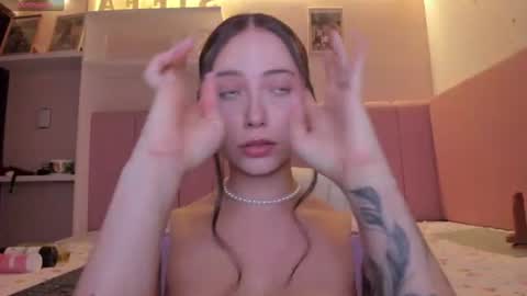 Stefa Gomez  online show from July 19, 3:03 pm