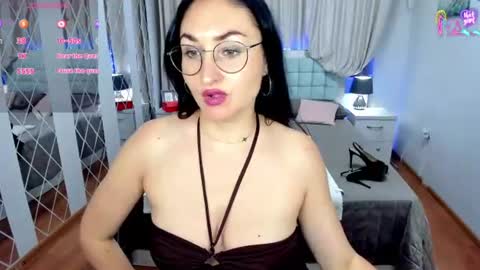 StefanaWinter online show from August 4, 6:10 am