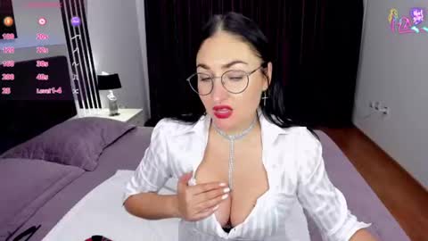 StefanaWinter online show from August 5, 5:22 pm