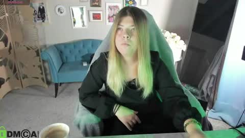 Stefania online show from August 8, 5:40 am