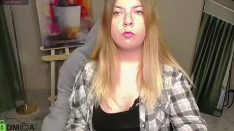 Stefania online show from August 11, 12:07 pm