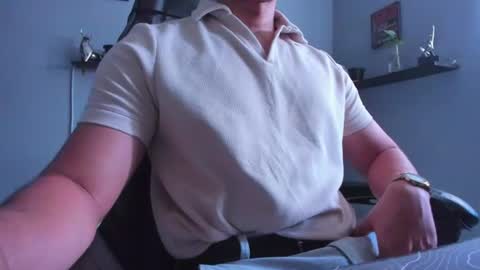 Stefann Salvatore online show from August 11, 7:05 pm