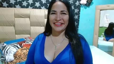 Stefanny online show from July 4, 5:15 pm