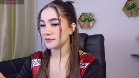 stefannycipriani_ online show from July 31, 2:56 pm