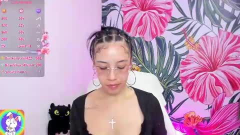 Stefany online show from August 11, 5:15 pm