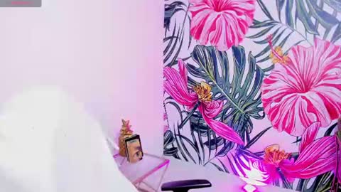 Stefany online show from August 13, 3:59 pm