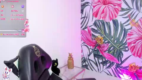 Stefany online show from August 15, 4:44 pm