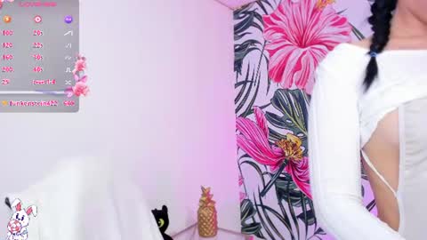 Stefany online show from August 15, 6:01 pm