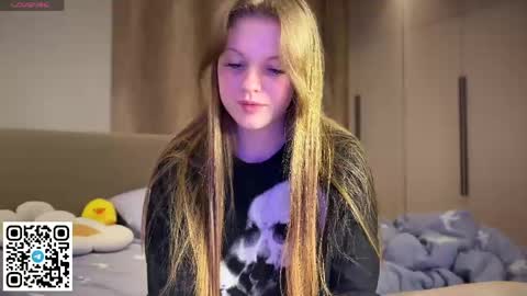 STEFI  Streams every day from 10 PM GTM1  online show from June 2, 12:24 am