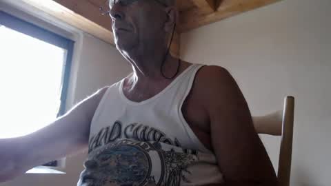 stefi444466 online show from July 6, 7:44 am