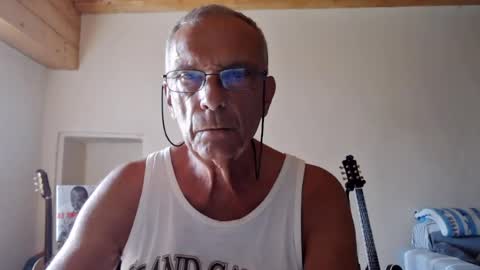 stefi444466 online show from August 3, 1:51 pm