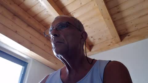 stefi444466 online show from August 12, 11:34 am