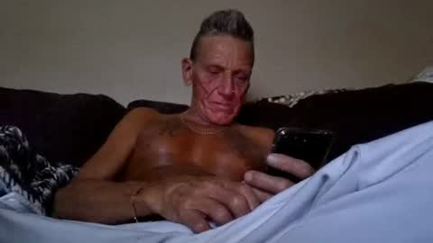 stefy1037 online show from August 12, 4:37 am