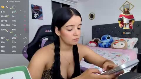 stefy810675 online show from August 16, 12:25 am