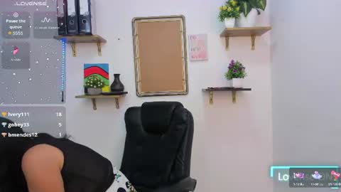 Stefy  online show from August 6, 1:15 am