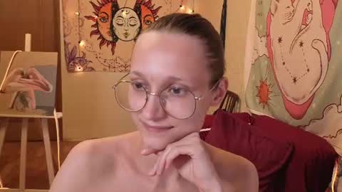 Stella online show from August 10, 11:39 pm