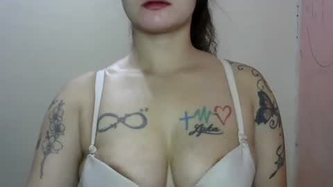 Stellapearlx online show from July 1, 12:50 pm