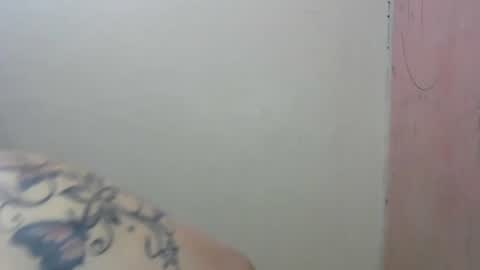 Stellapearlx online show from August 5, 8:45 am